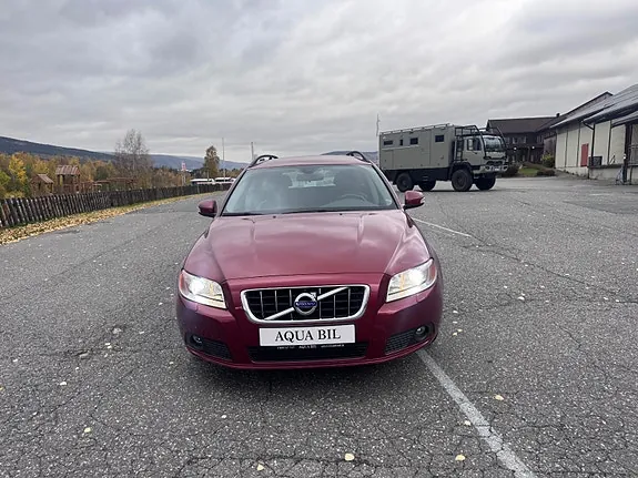 Volvo V70 2011 photo 3