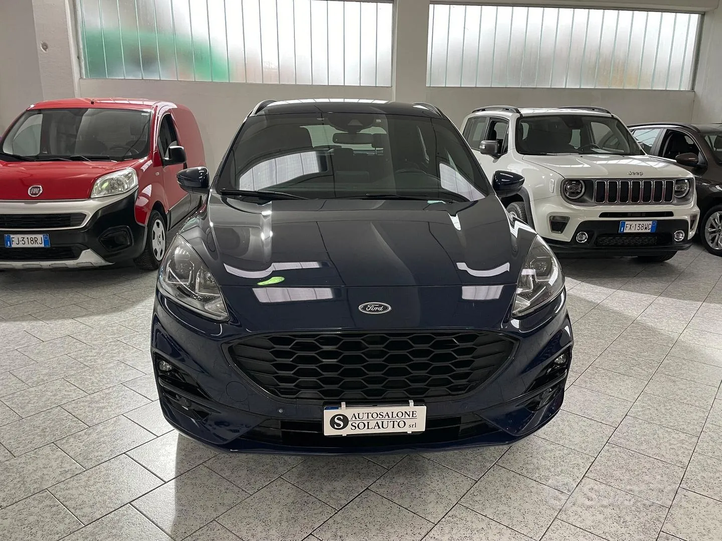 Ford Kuga 2023 photo 2
