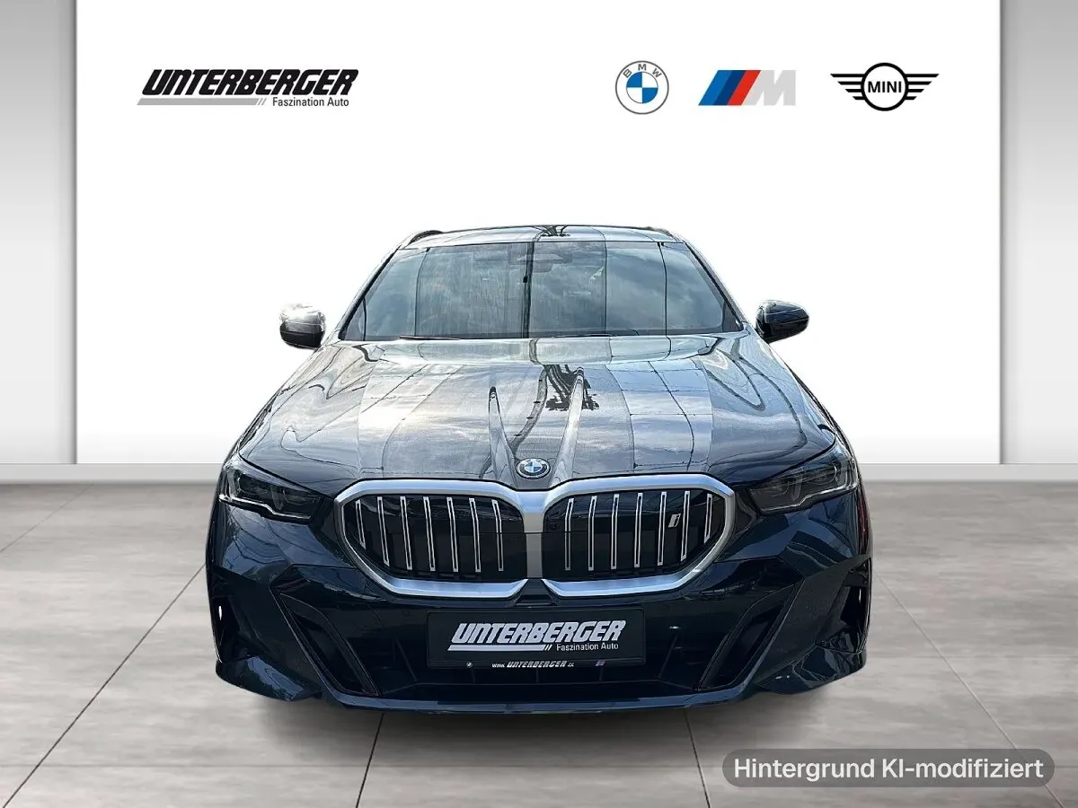 BMW I5 photo 2