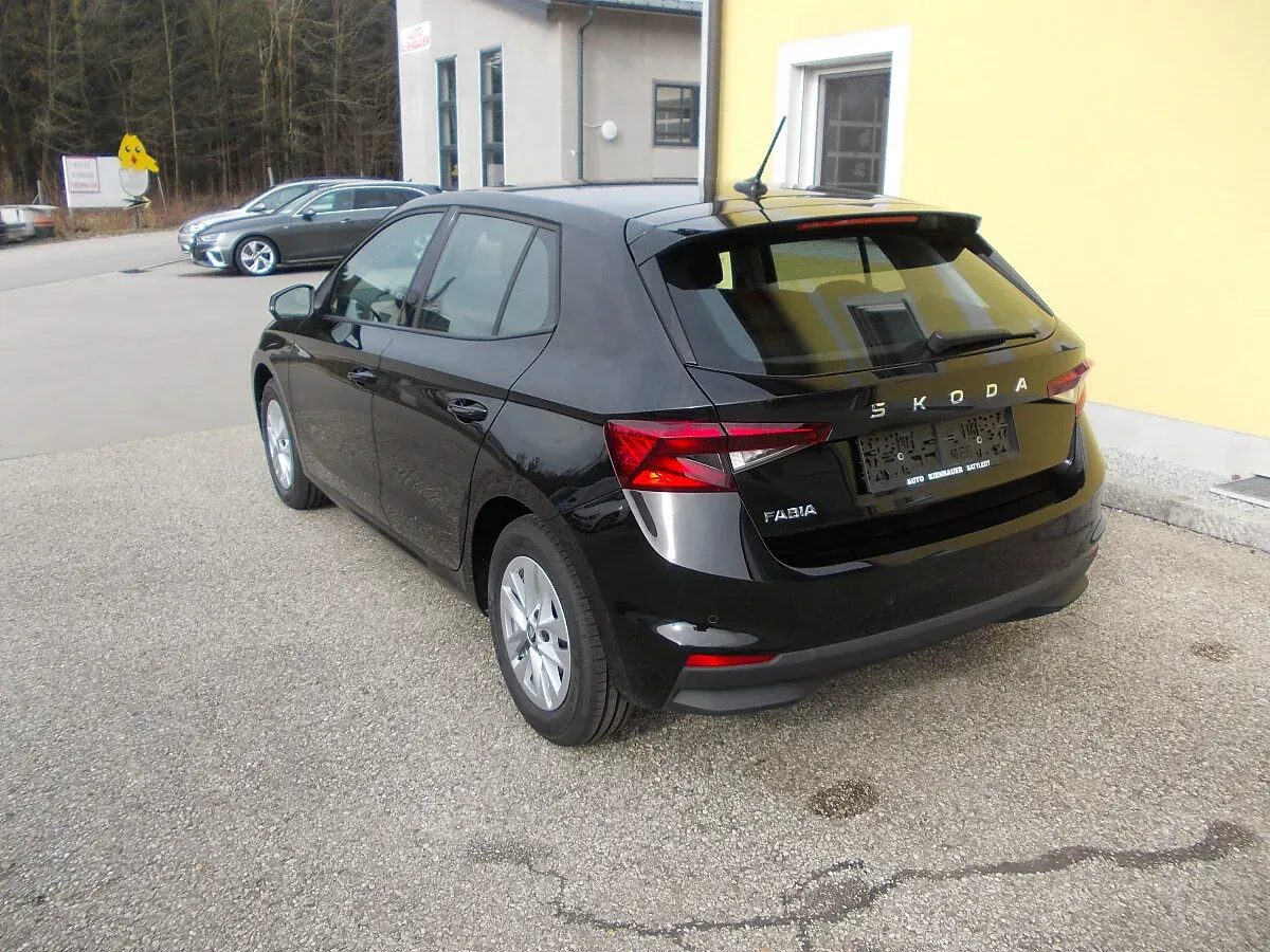 Skoda Fabia 2025 photo 3
