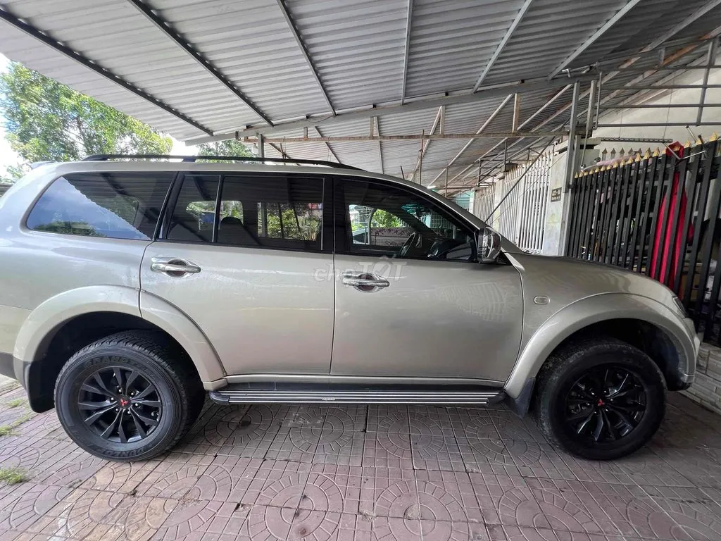 Mitsubishi Pajero Sport 2014 photo 5