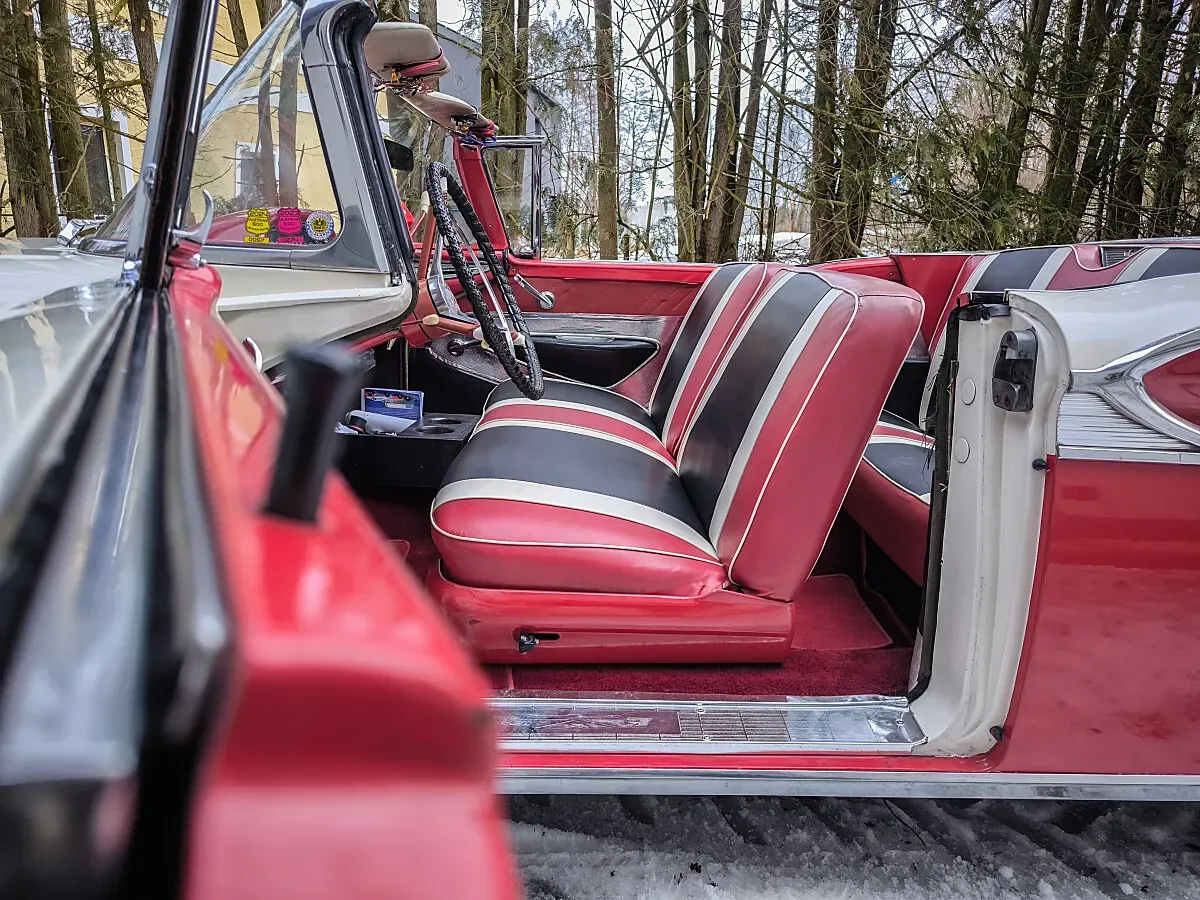 Ford Fairlane 500 Skyliner 1959 photo 2