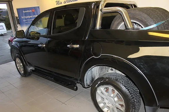 Mitsubishi L200 2016 photo 2