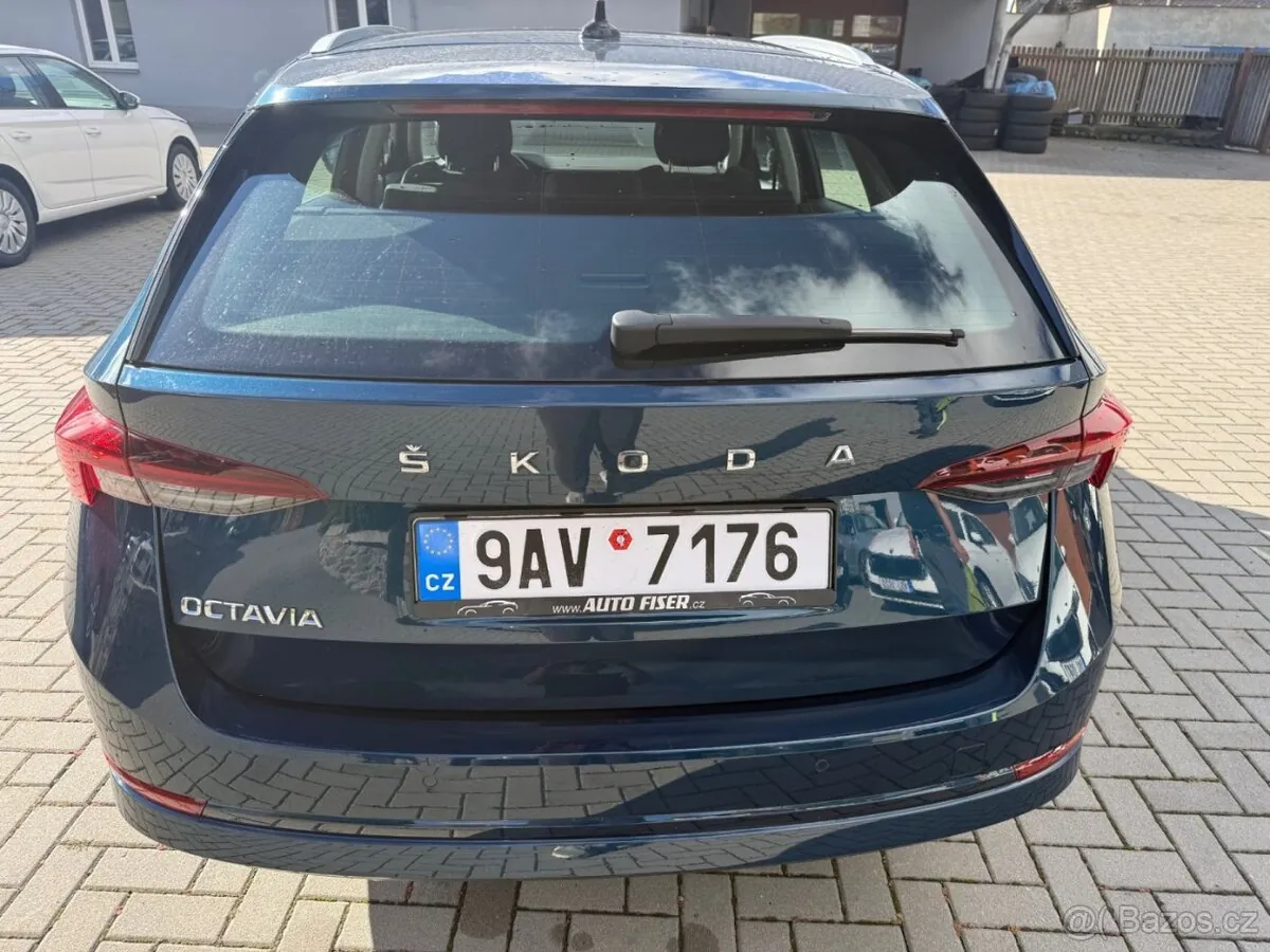 Skoda Octavia 2023 photo 5