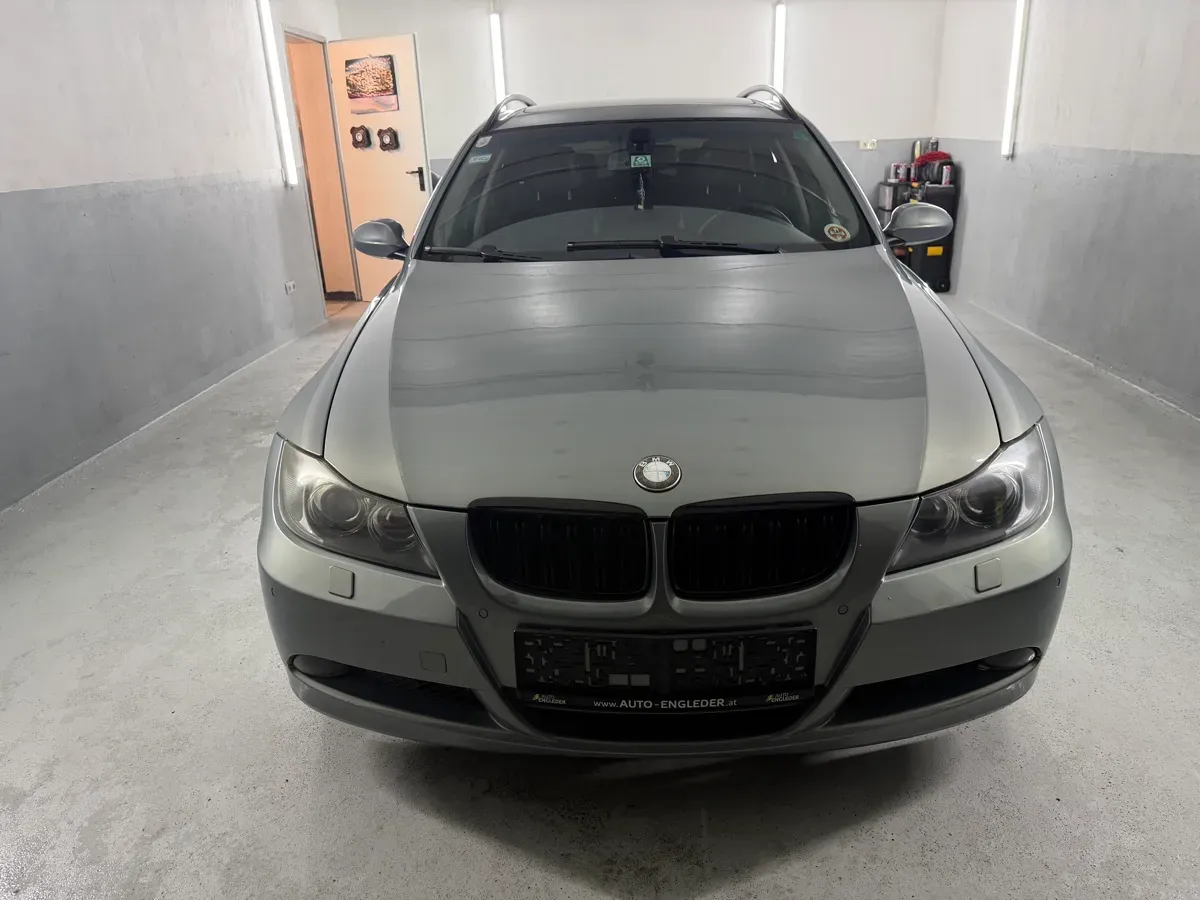 BMW 3 Series 2005 photo 3