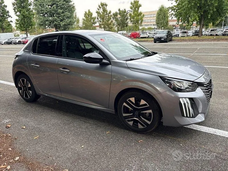 Peugeot 208 2025 photo 5