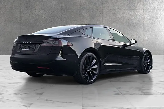 Tesla Model S 2016 photo 5