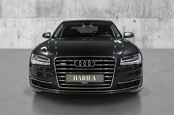 Audi A8 2015 photo 4