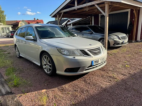Saab 9-3 2009 photo 2