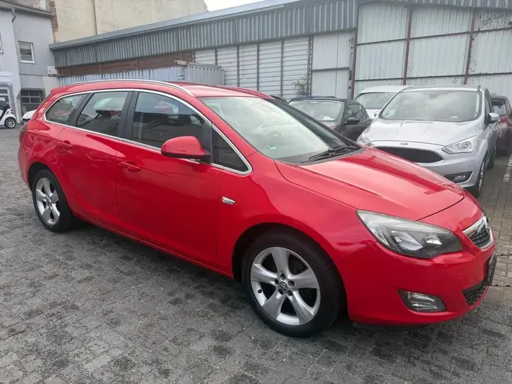 Opel Astra J