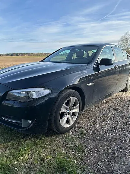 BMW 520D 2012 photo 2