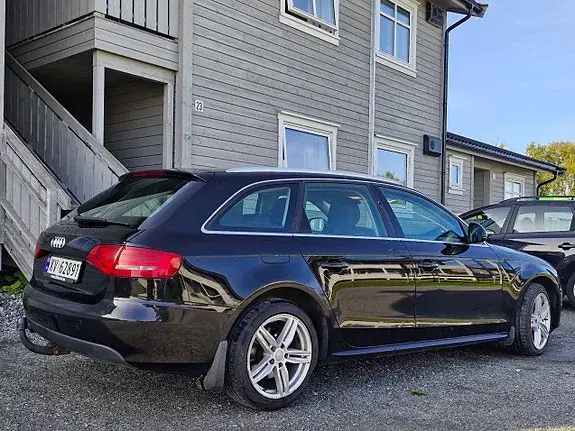 Audi A4 2009 photo 5
