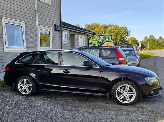 Audi A4 2009 photo 3