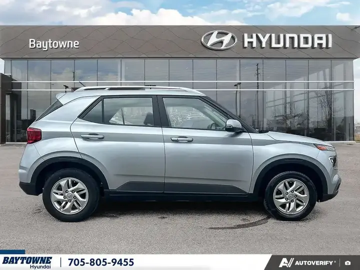 Hyundai Venue 2023 photo 4