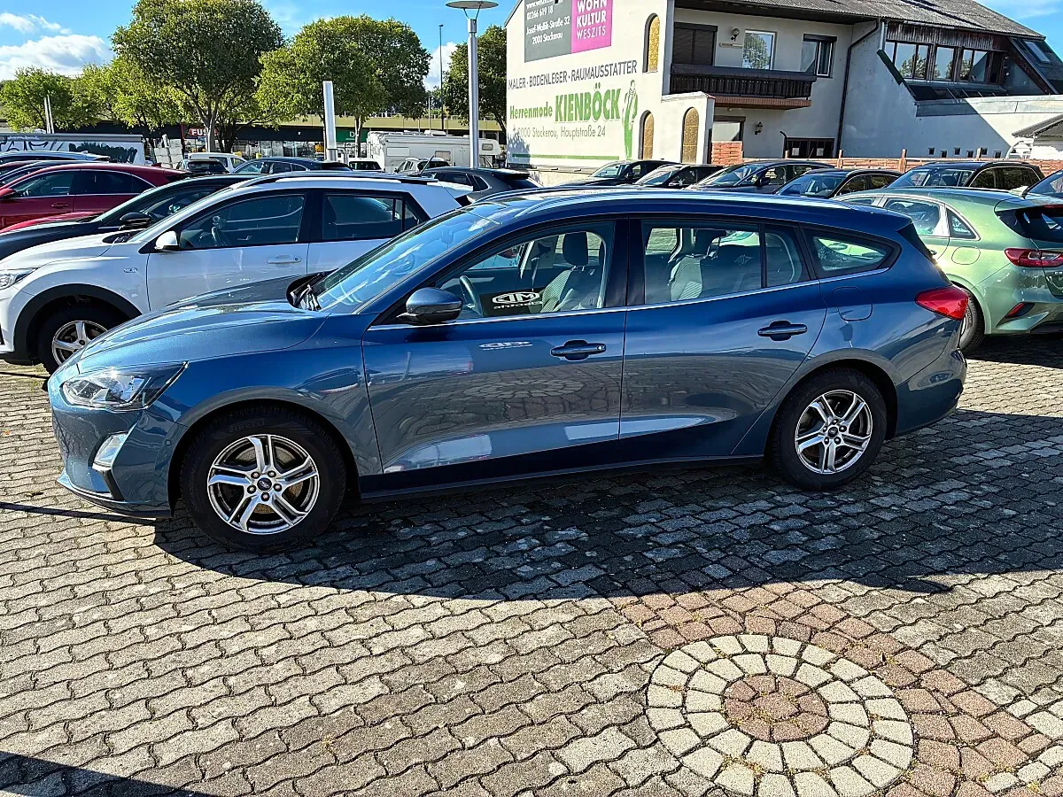 Ford Focus 2020 photo 2