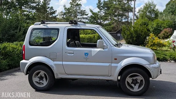 Suzuki Jimny 2003 photo 3