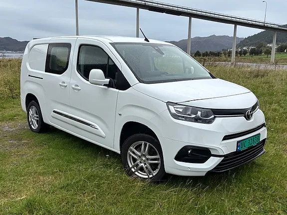 Toyota Proace City 2021 photo 2