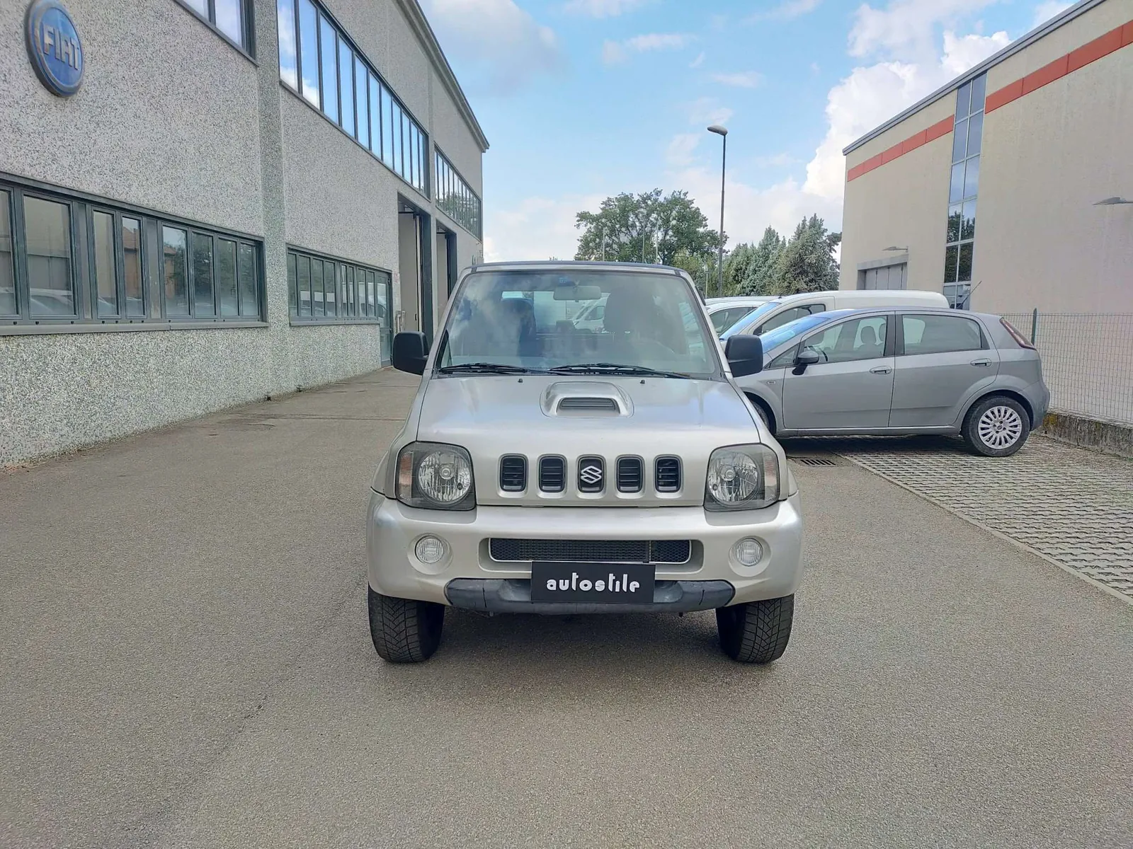 Suzuki Jimny 2005 photo 2
