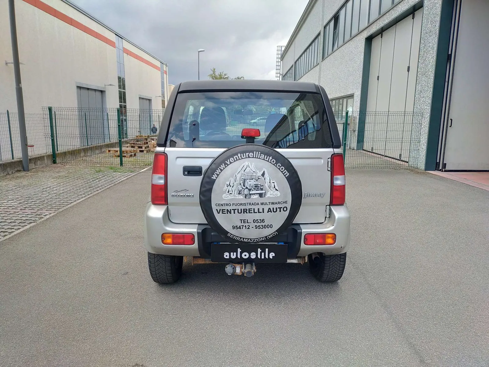 Suzuki Jimny 2005 photo 5