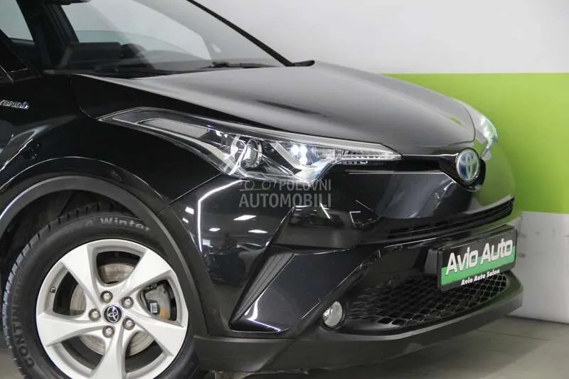 Toyota C-Hr 2019 photo 3