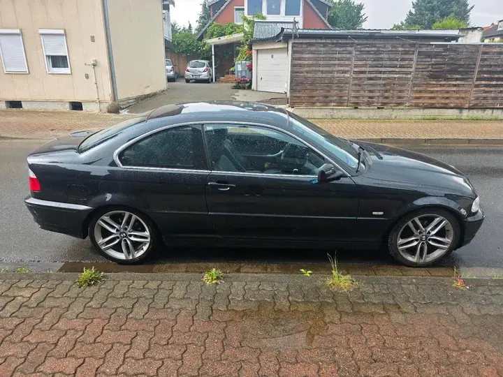 BMW 320I