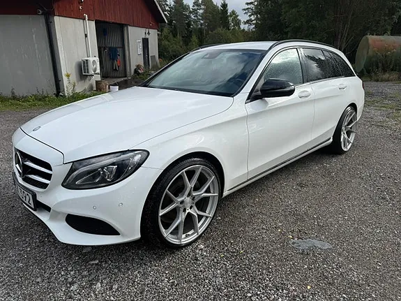 Mercedes-Benz C220