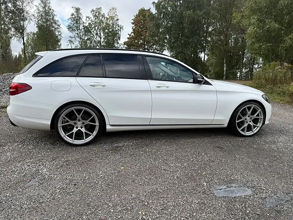 Mercedes-Benz C220 2017 photo 5