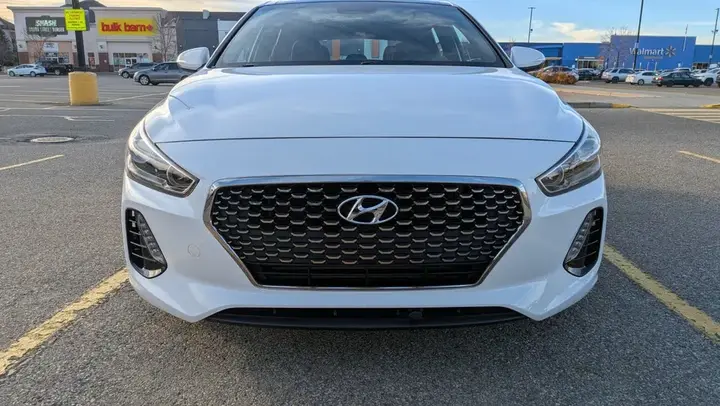 Hyundai Elantra 2018 photo 2
