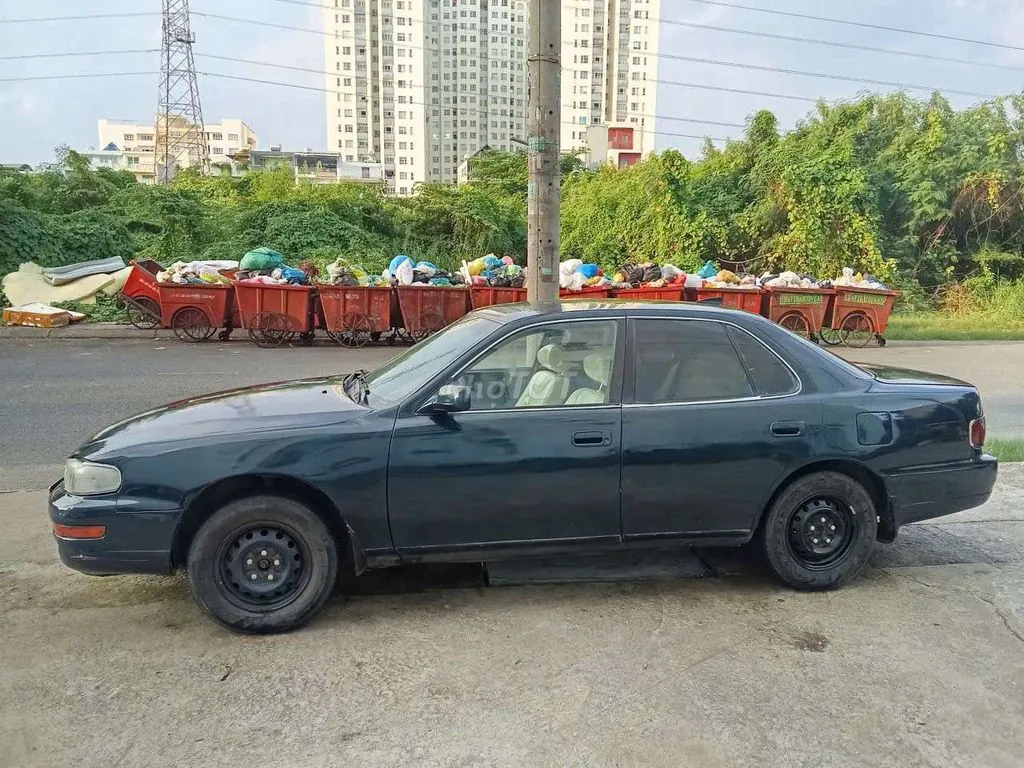 Toyota Camry 1992 photo 3