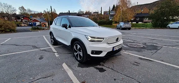 Volvo Xc40 2022 photo 2