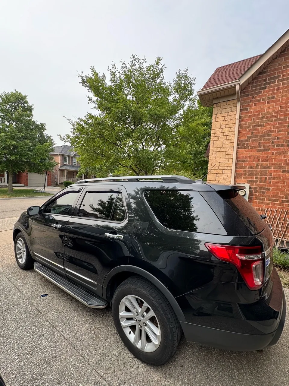 Ford Explorer 2014 photo 2