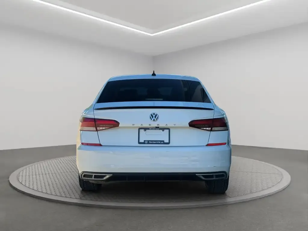 Volkswagen Passat 2020 photo 5