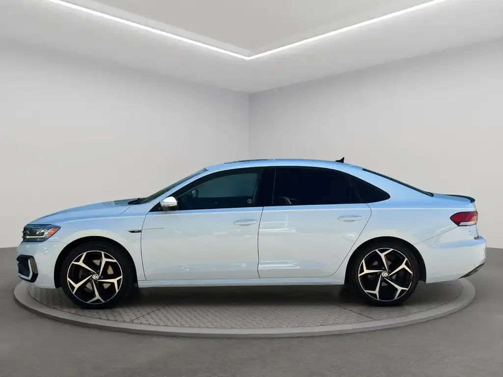 Volkswagen Passat 2020 photo 3