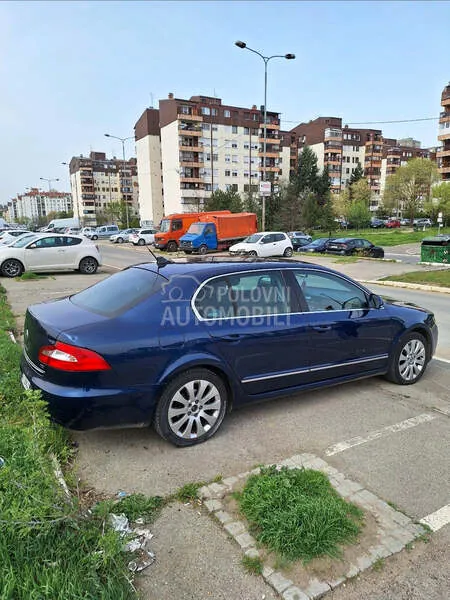 Skoda Superb 2008 photo 4