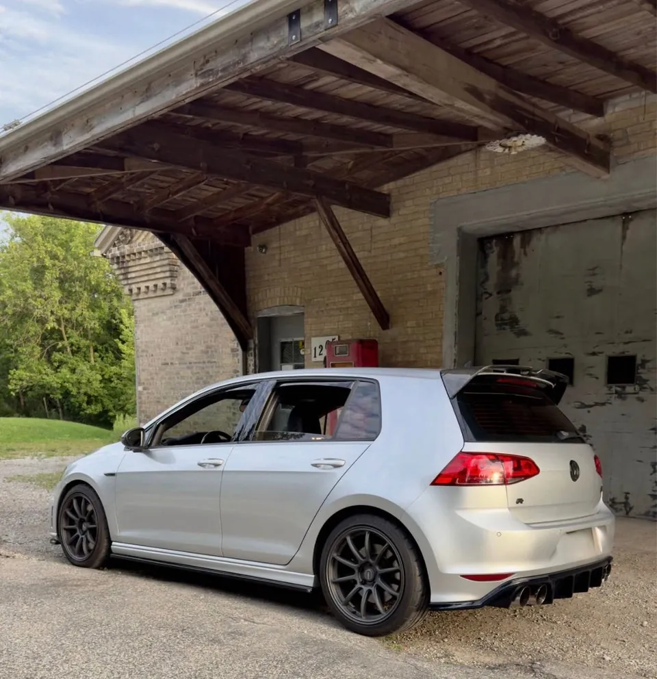 Volkswagen Golf R 2017 photo 3
