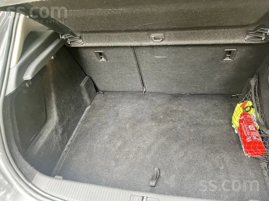 Opel Astra 2011 photo 4