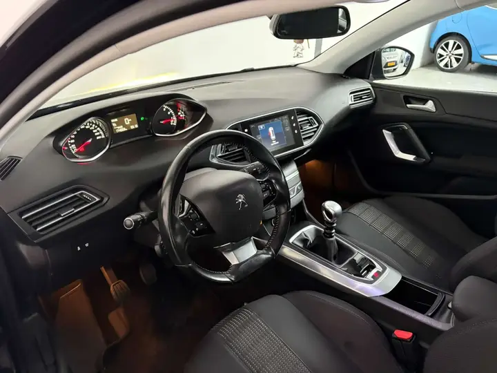 Peugeot 308 2016 photo 4