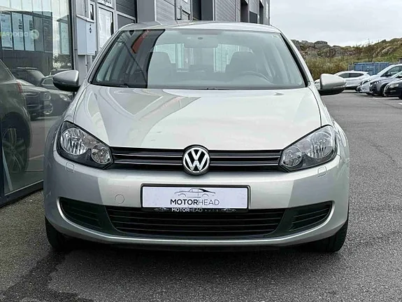 Volkswagen Golf Vi 2010 photo 2