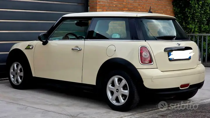 Mini Cooper 2011 photo 5