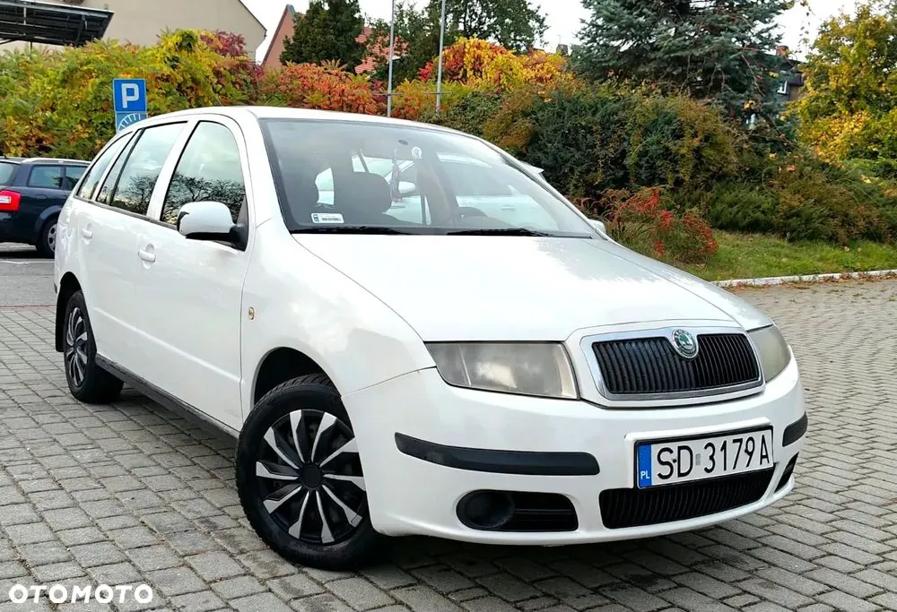 Skoda Fabia 2006 photo 4