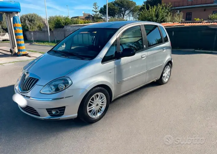 Lancia Musa 2012 photo 2