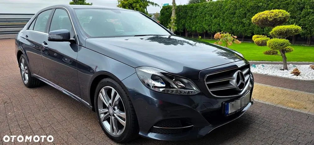 Mercedes-Benz E-Class 2013 photo 2