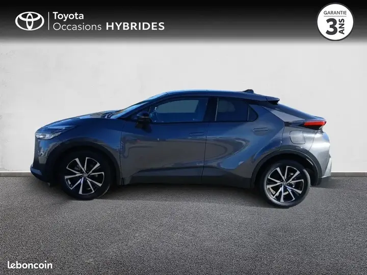 Toyota C-Hr 2025 photo 3