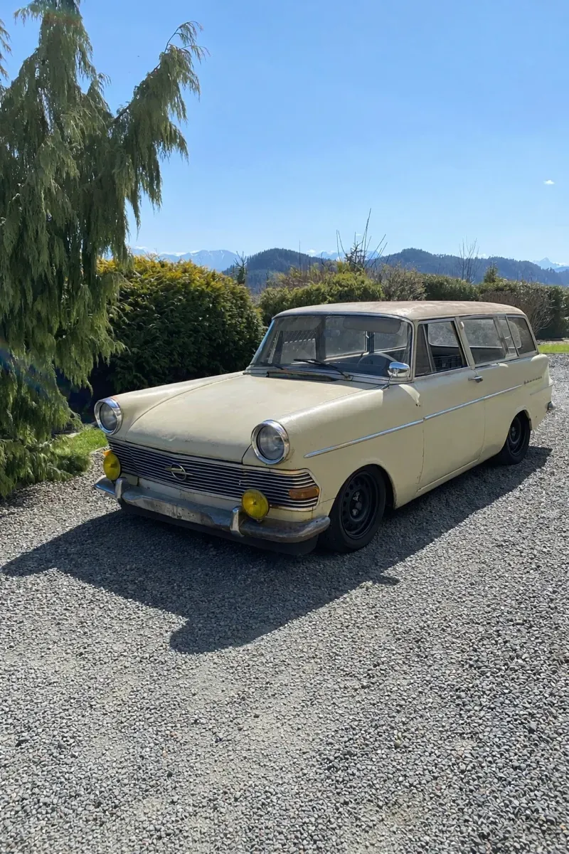 Opel Rekord 1962 photo 2