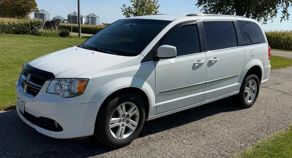 Dodge Grand Caravan 2017 photo 4
