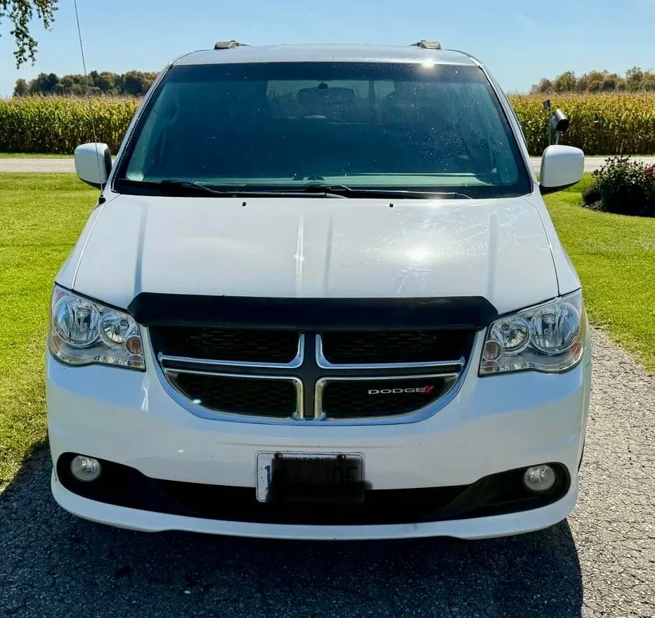 Dodge Grand Caravan 2017 photo 2