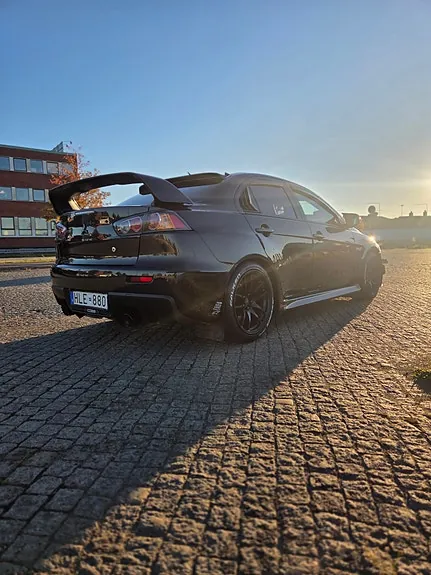 Mitsubishi Lancer 2011 photo 2