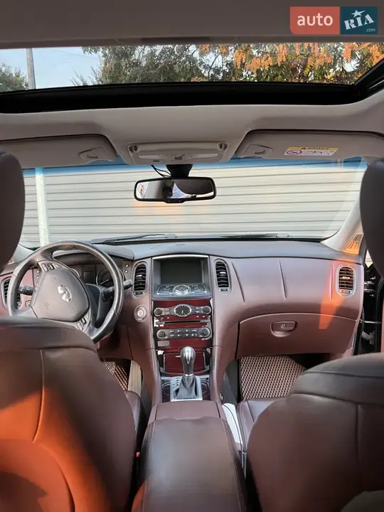 Infiniti Qx50 2016 photo 3