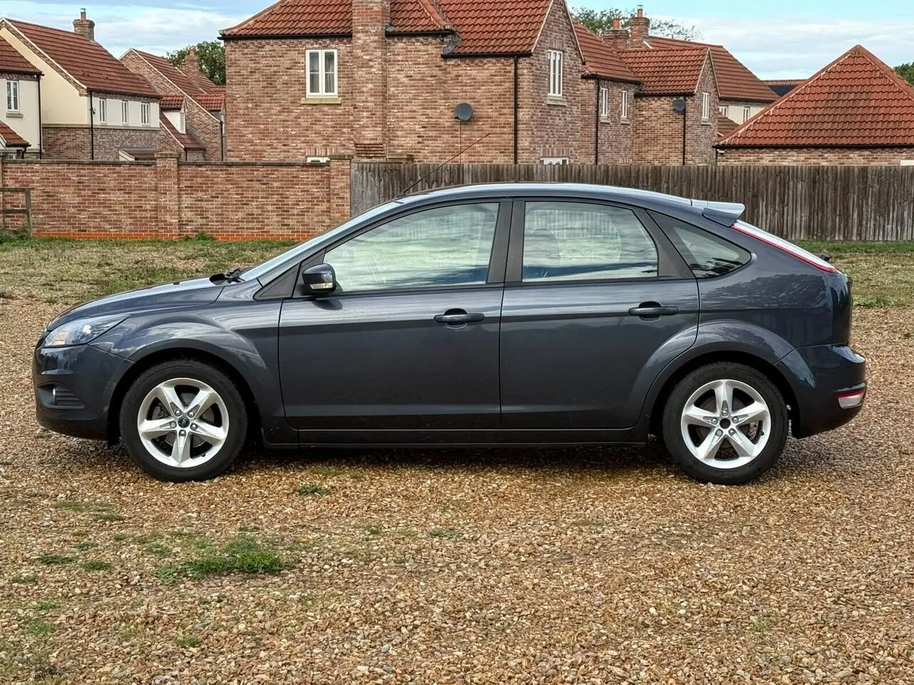Ford Focus 2009 photo 4