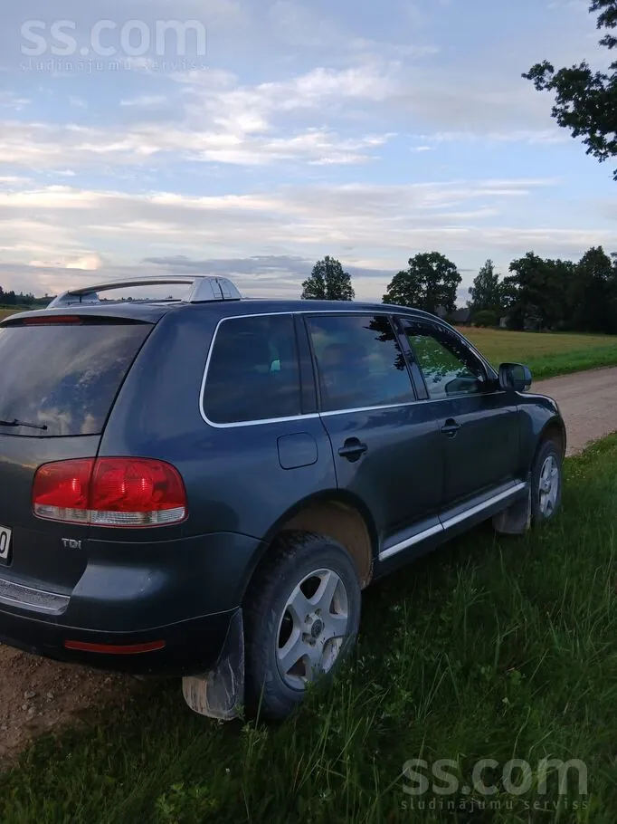 Volkswagen Touareg 2004 photo 4